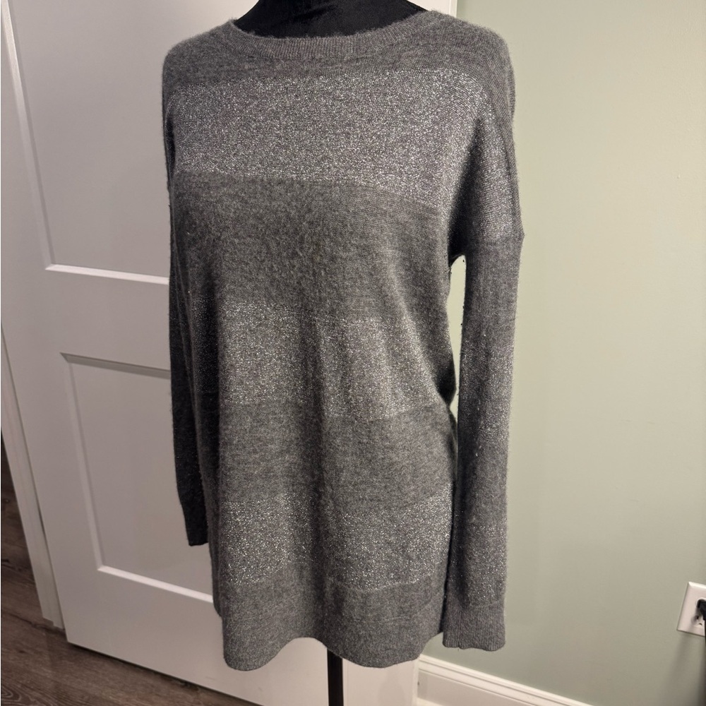 VINCE. CASHMERE BLEND GRAY METALLIC STRIPED PULLOVER LONG SLEEVE SWEATER